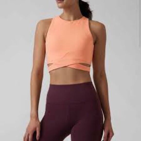 Athleta Tops - NWT ATHLETA CONSCIOUS CUT OUT CROP TOP